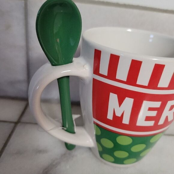 Christmas Coffee Hot Cocoa Mug Merry Bright with spoon 16 oz - Picture 4 of 10
